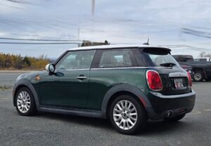 2015_Mini_Cooper_Hardtop_3DR-HB_03