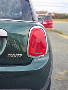 2015_Mini_Cooper_Hardtop_3DR-HB_04