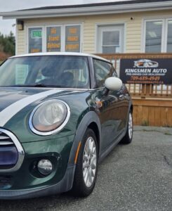 2015_Mini_Cooper_Hardtop_3DR-HB_10