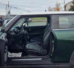 2015_Mini_Cooper_Hardtop_3DR-HB_12