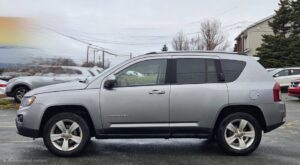 2016_Jeep_Compass_North_02