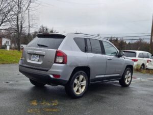 2016_Jeep_Compass_North_06