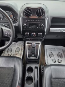 2016_Jeep_Compass_North_13