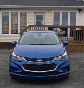 2016_Chevrolet_Cruze_LT_4DR_07