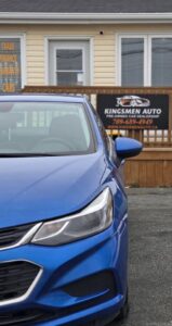 2016_Chevrolet_Cruze_LT_4DR_11