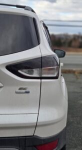 2016_Ford_Escape_SE_05