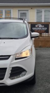 2016_Ford_Escape_SE_10