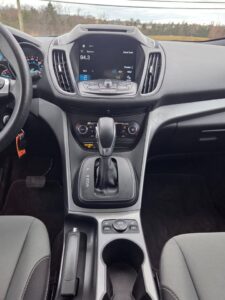 2016_Ford_Escape_SE_15