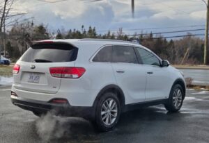 2016_Kia_Sorento_2.4I_LX_05