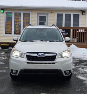 2015_Subaru_Forester_I_Limited_011