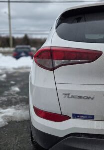 2016_Hyundai_Tucson_Premium_04