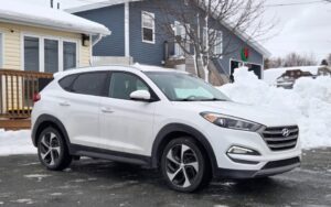 2016_Hyundai_Tucson_Premium_08