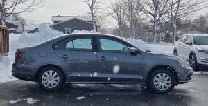 2016_Volkswagen_Jetta_Sedan_Trendline_06