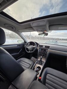 2017_Volkswagen_Passat_Highline_12