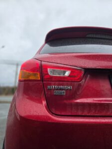 2015_Mitsubishi_RVR_GT_04