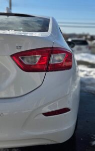 2017_Chevrolet_Cruze_04