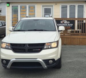 2017_Dodge_Journey_02