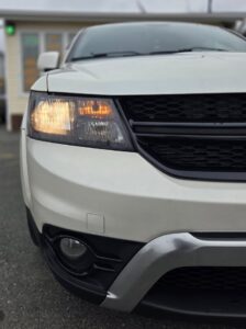 2017_Dodge_Journey_09