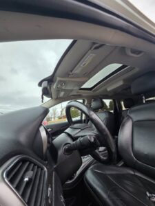 2017_Dodge_Journey_11