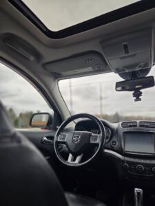 2017_Dodge_Journey_17