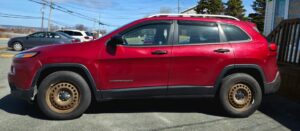 2016_Jeep_Cherokee_02