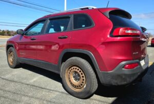 2016_Jeep_Cherokee_03