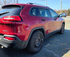 2016_Jeep_Cherokee_07