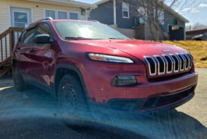 2016_Jeep_Cherokee_09
