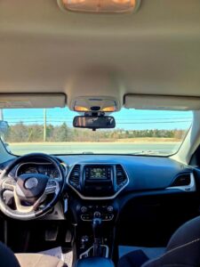 2016_Jeep_Cherokee_15