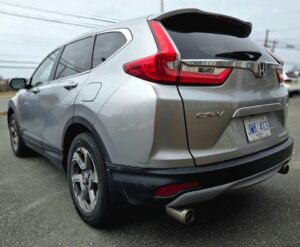 2017_Honda_CR-V_AWD_04