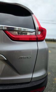 2017_Honda_CR-V_AWD_07