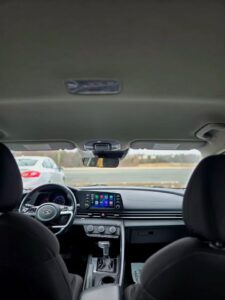 2021_Hyundai_Elantra_13