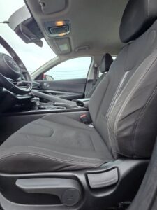 2021_Hyundai_Elantra_17