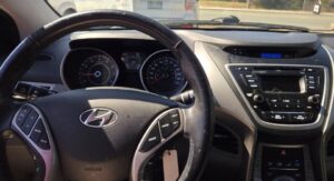 2013_Hyundai_Elantra_Coupe_18