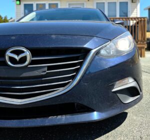 2014_Mazda_3_GX_12