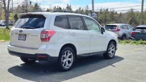 2015_Subaru_Forester_I_Limited_Sunroof_06