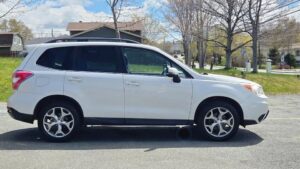 2015_Subaru_Forester_I_Limited_Sunroof_07