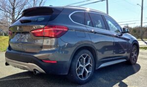 2016_BMW_X1_07
