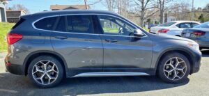 2016_BMW_X1_08