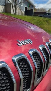 2016_Jeep_Cherokee_Sports_10