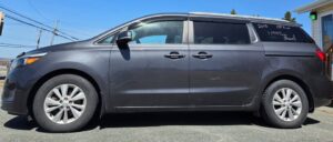 2016_Kia_Sedona_LX_03