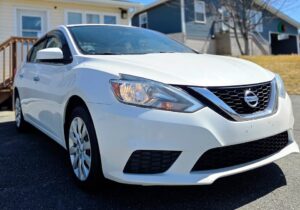 2016_Nissan_Sentra_04