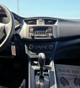 2016_Nissan_Sentra_14