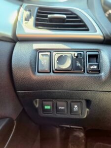 2016_Nissan_Sentra_16