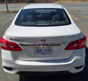 2016_Nissan_Sentra_20