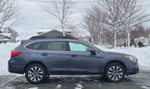2016_Subaru_Outback_V6_08