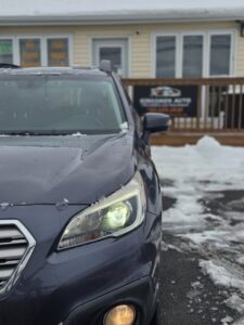 2016_Subaru_Outback_V6_11