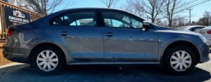 2016_Volkswagen_Jetta_08