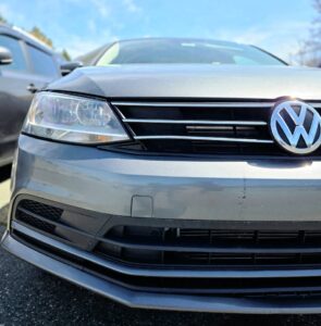 2016_Volkswagen_Jetta_10