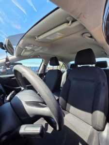 2016_Volkswagen_Jetta_12